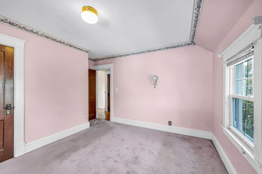 30-web-or-mls-31_Homecrest_6387