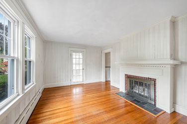 6-web-or-mls-31_Homecrest_6306