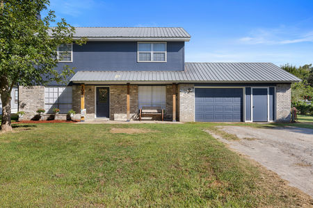 1 - 2098 Cedar Creek