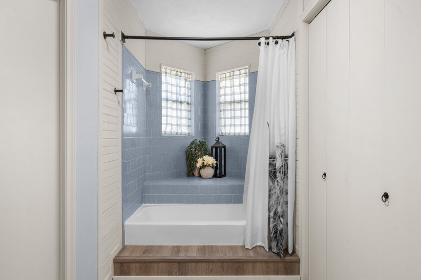 17 - 2098 Cedar Creek