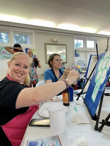 341191361_1833406773723235_1322023671267593385_n