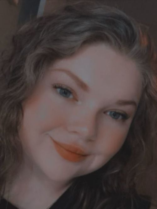 Haili Potter (Headshot)