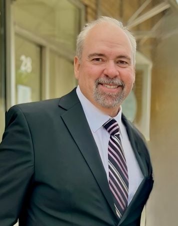 Robert Shelton