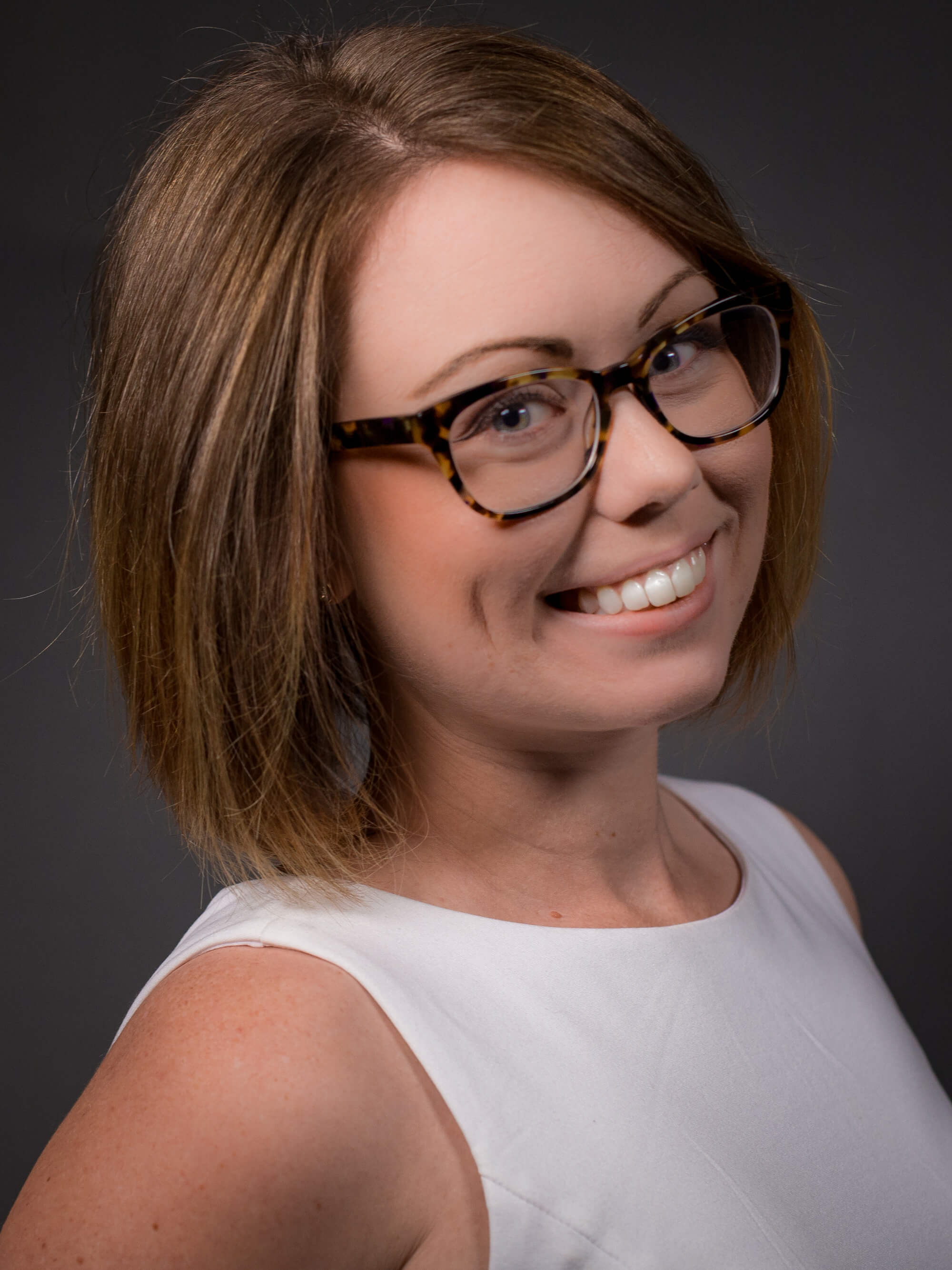 Cara Erickson - Lender Headshot