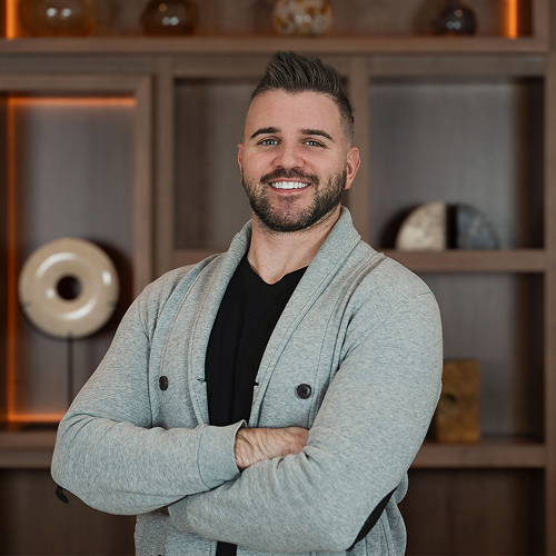 Copy of Eytan-Headshot-NewBg