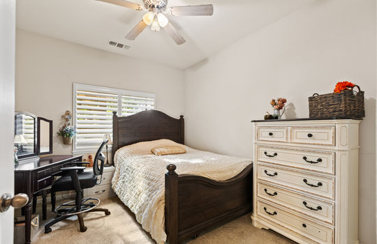 2 Donson Court-12