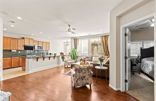 2 Donson Court-14