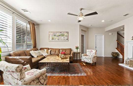 2 Donson Court-19