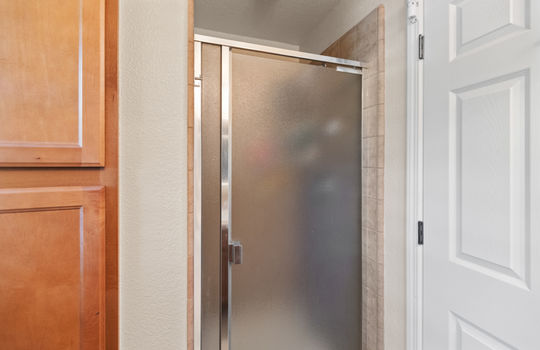 2 Donson Court-25