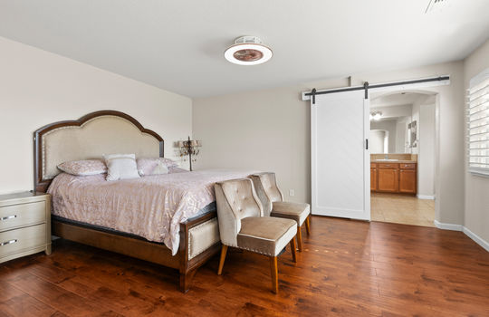 2 Donson Court-32
