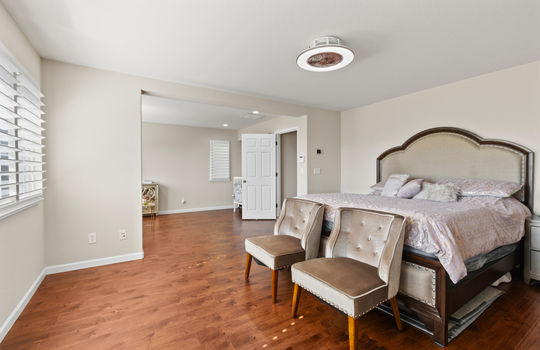 2 Donson Court-34