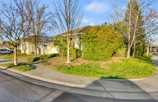 9311 Lakepoint Drive-4