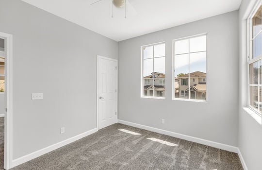 5409 Friesian Way-35