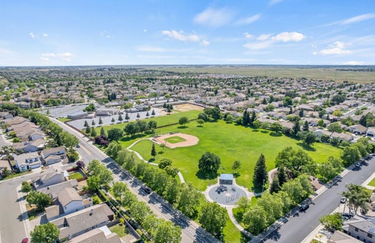 5409 Friesian Way-62
