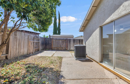 8182 Austell Way-42