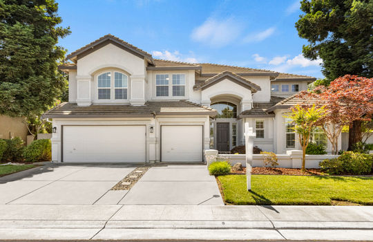 2900 Buckminster Drive-100