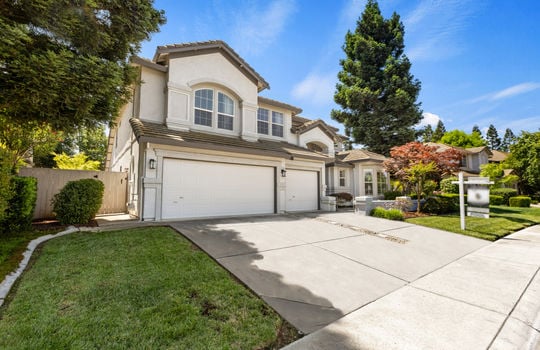 2900 Buckminster Drive-102
