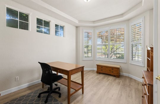 2900 Buckminster Drive-11