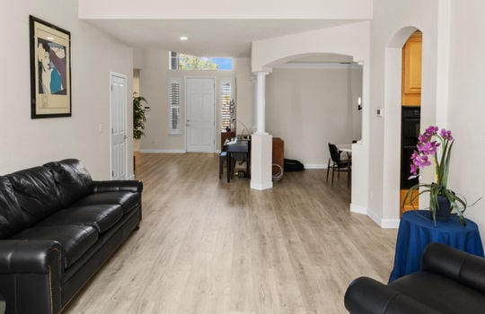 2900 Buckminster Drive-16