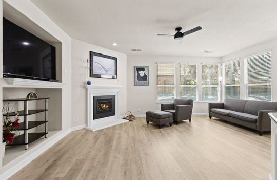 2900 Buckminster Drive-22