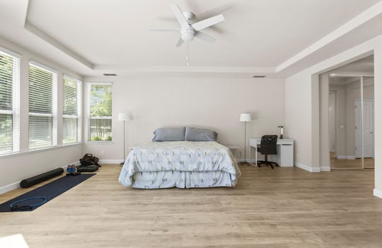 2900 Buckminster Drive-31