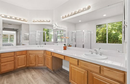 2900 Buckminster Drive-37