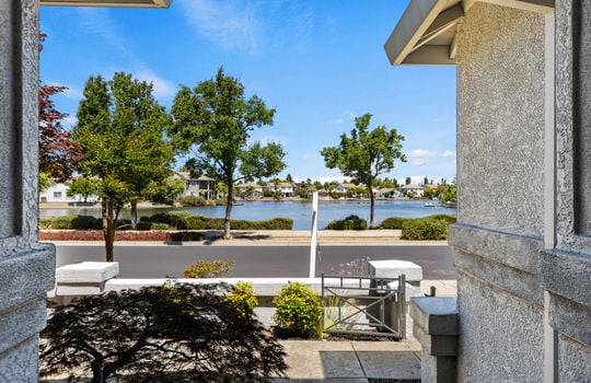 2900 Buckminster Drive-73