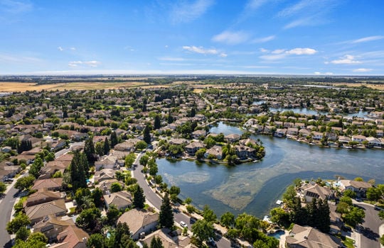2900 Buckminster Drive-78