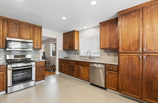 910 Cedar Canyon Circle-18