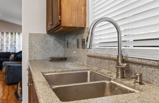 910 Cedar Canyon Circle-20