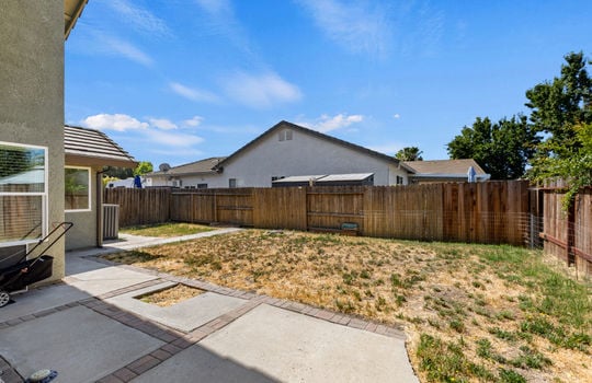 910 Cedar Canyon Circle-40