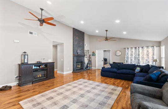 910 Cedar Canyon Circle-8