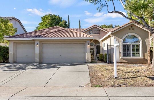 2230 Solitude Way-1