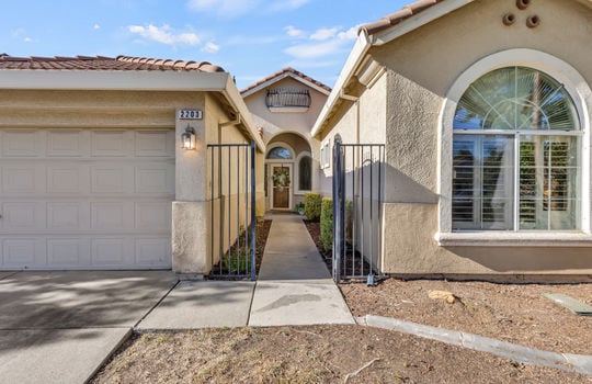 2230 Solitude Way-4