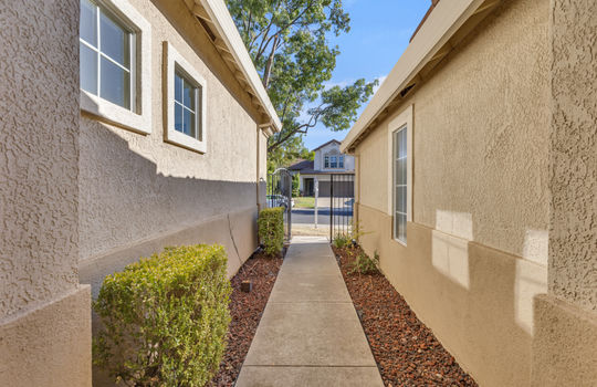 2230 Solitude Way-5