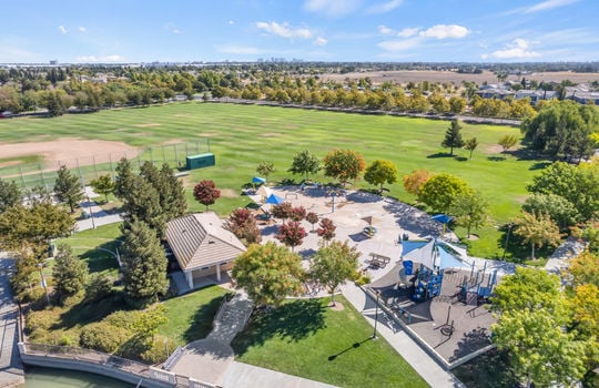 3532 Bridgway Lakes Drive-73