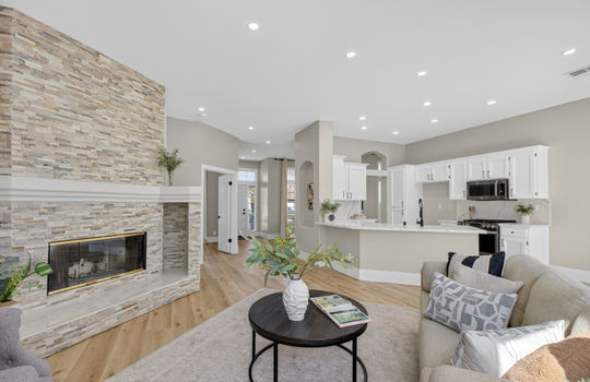 4414 Bantam Way-16