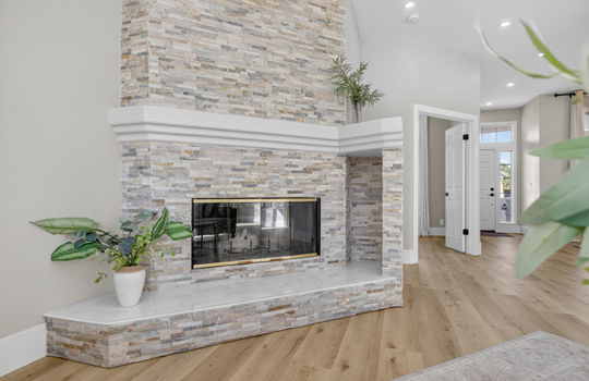 4414 Bantam Way-17