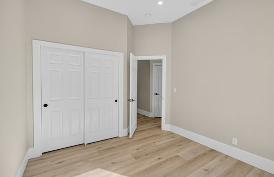 4414 Bantam Way-30