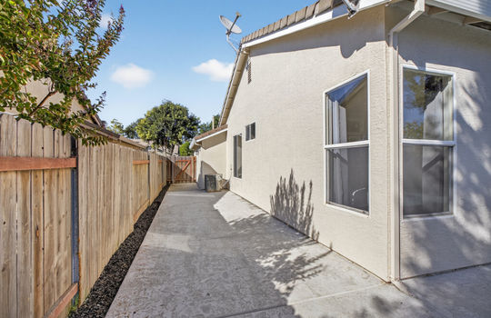 4414 Bantam Way-50