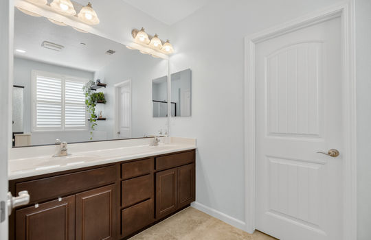 12327 El Portal Way-40