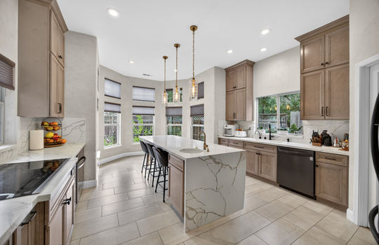 4967 Heatherdale Lane-18