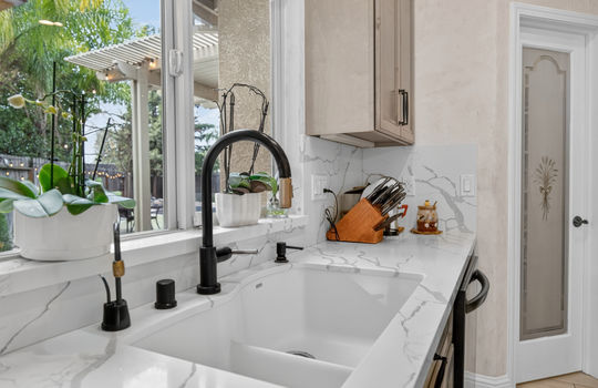 4967 Heatherdale Lane-19