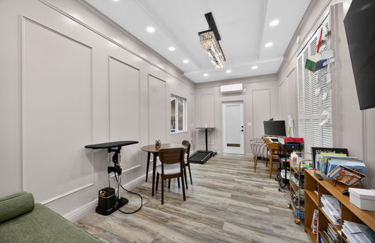 4967 Heatherdale Lane-70