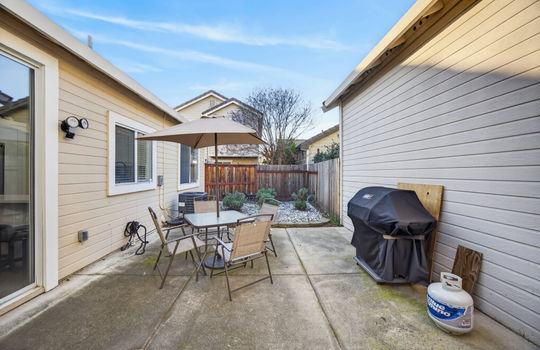 9365 Laguna Pointe Way-32