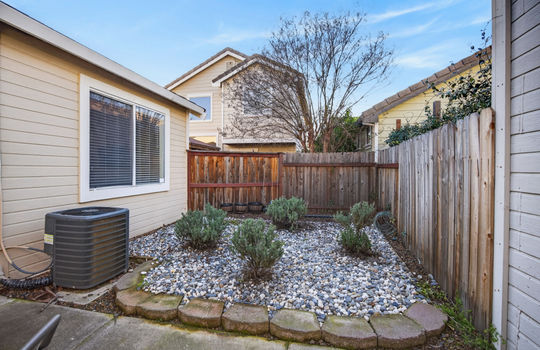 9365 Laguna Pointe Way-33