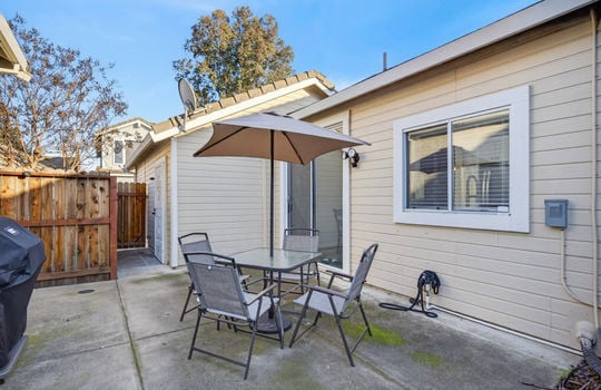 9365 Laguna Pointe Way-35