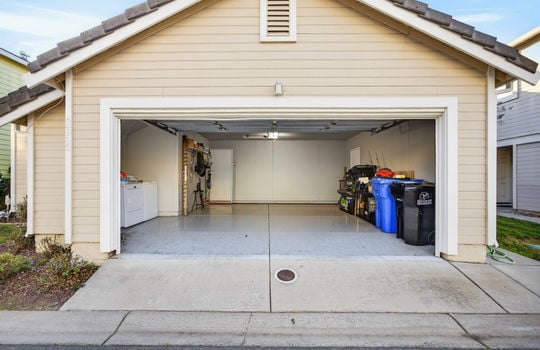 9365 Laguna Pointe Way-36