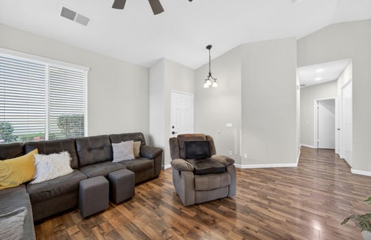 9365 Laguna Pointe Way-9