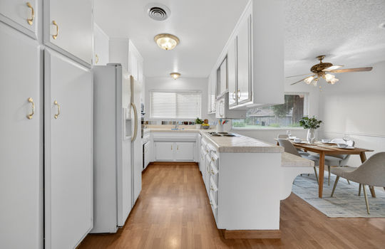 9723 Parktree Way-12